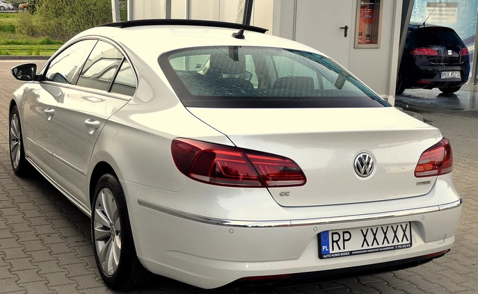 Volkswagen CC cena 55800 przebieg: 225000, rok produkcji 2013 z Rzeszów małe 137